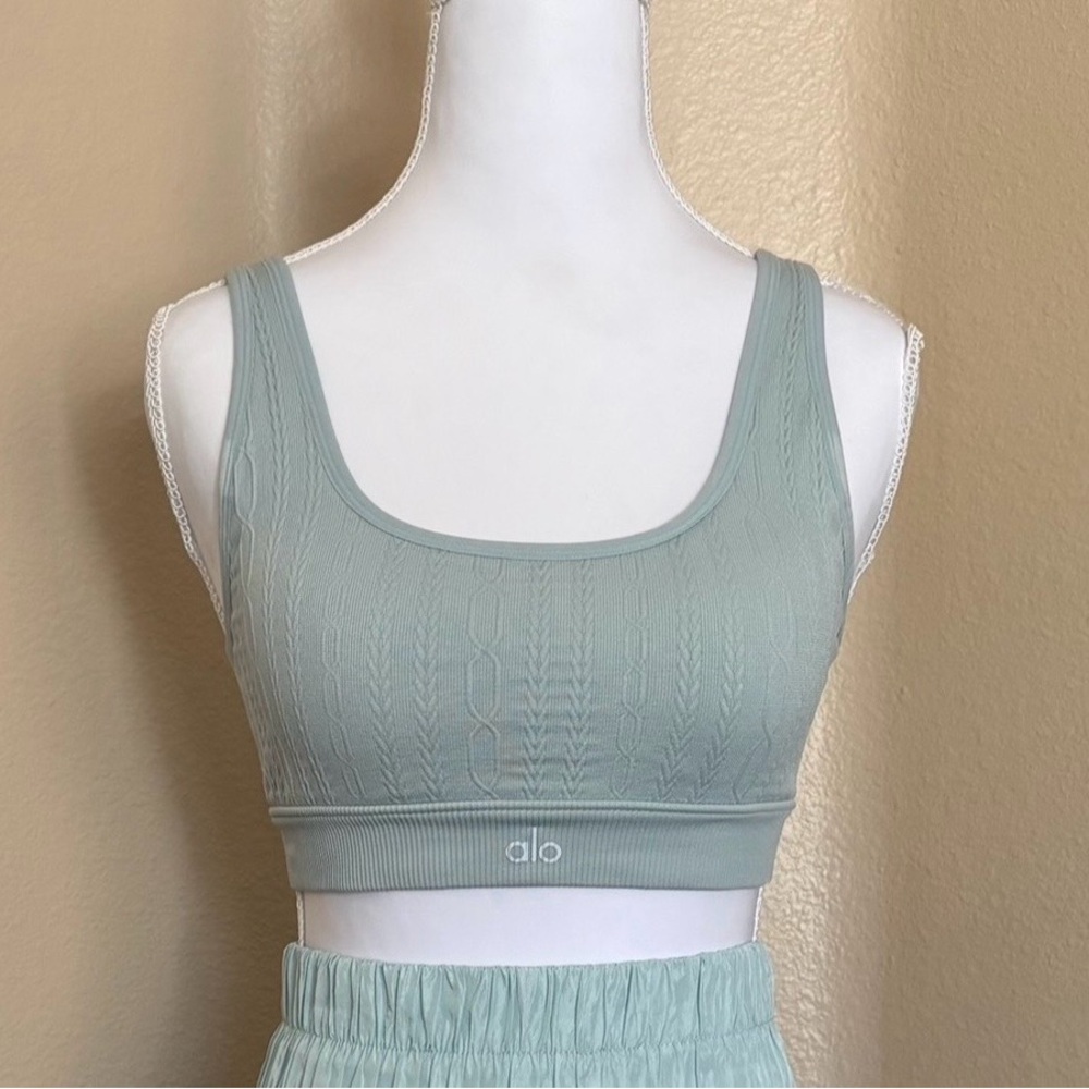 Alo Yoga Seamless Cable Knit Bra – Size S/M Chalk Blue - Picture 3 of 8